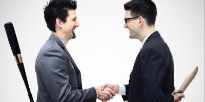 7 dấu hiệu đồng nghiệp tồi đang âm thầm hủy hoại thành công của bạn