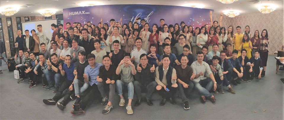 Đội ngũ nhân viên năng động tại Humax Vietnam