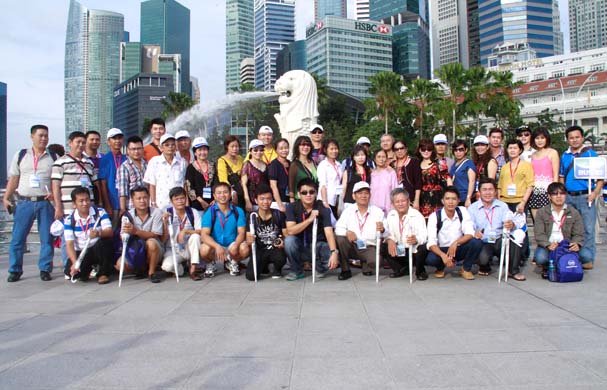Nhựa Bình Minh tổ chức tham quan Singapore cho CBNV (Nguồn: Nhựa Bình Minh)
