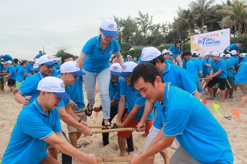 Những hoạt động team building giúp gắn kết các thành viên (Nguồn: Sơn TOA Việt Nam)