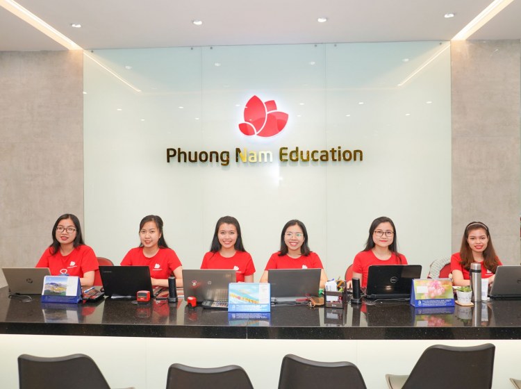 Văn phòng làm việc hiện đại tại Phuong Nam Education