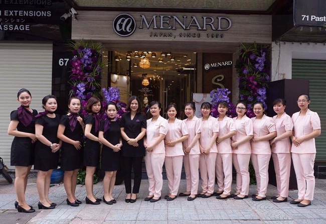 Đội ngũ nhân viên Menard với tác phong chuyên nghiệp (Nguồn: Menard Việt Nam)