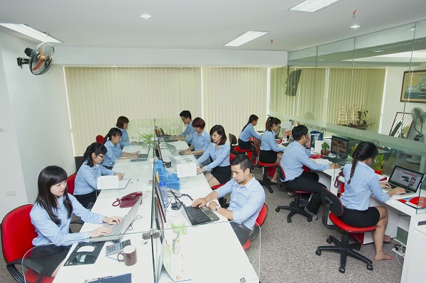 Văn phòng làm việc hiện đại, chuyên nghiệp tại Vietstarmax (Nguồn: Vietstarmax)