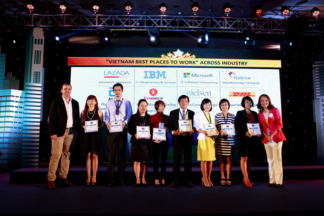 Lazada nhận giải 100 nơi làm việc tốt nhất Việt Nam  (Nguồn: news.zing)