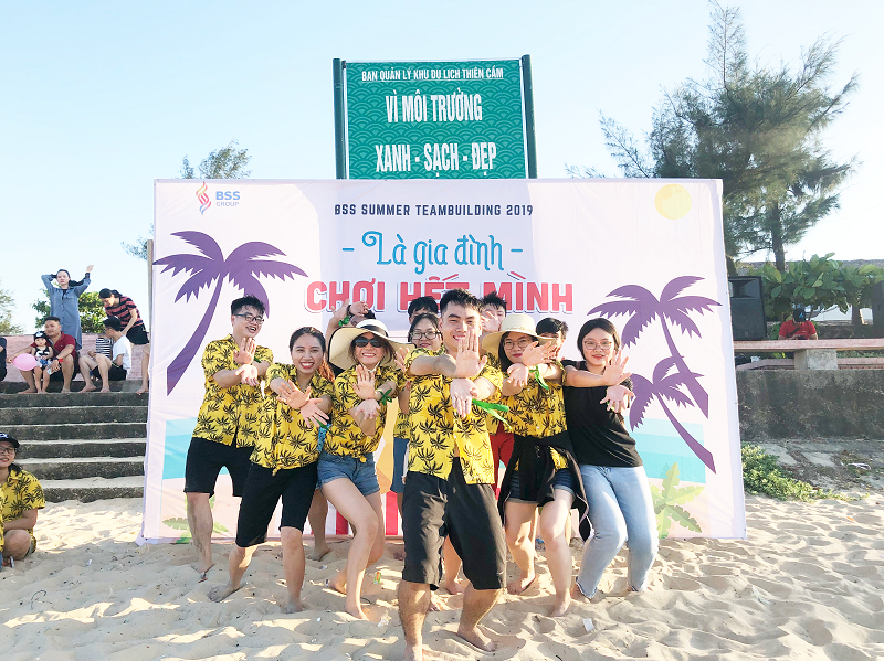 Hoạt động teambuilding sôi nổi được tổ chức hàng năm