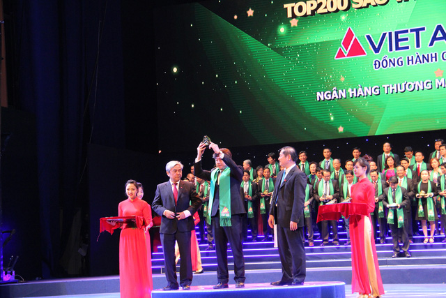 VietABank nhận giải Sao Vàng Đất Việt 2015 (Nguồn: Dân trí)