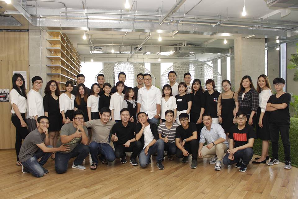 Đội ngũ nhân viên trẻ trung công ty