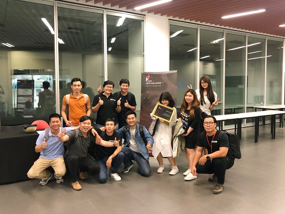 Đội ngũ nhân viên trẻ trung công ty